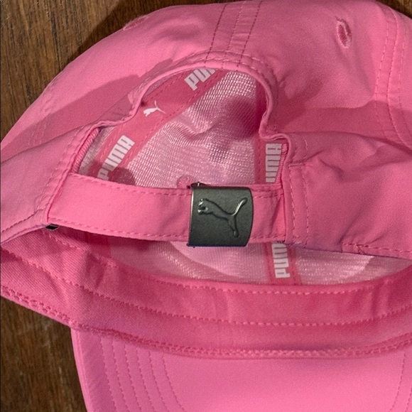 Brand new PUMA Pink Baseball Cap with Logo - Picture 7 of 8